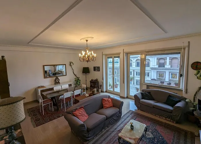 Spacious Apartment In City Centre