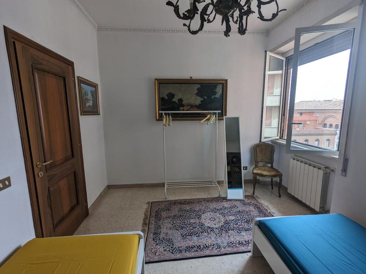 Spacious In Centre