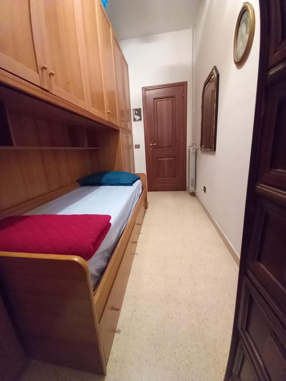 Spacious In Centre *